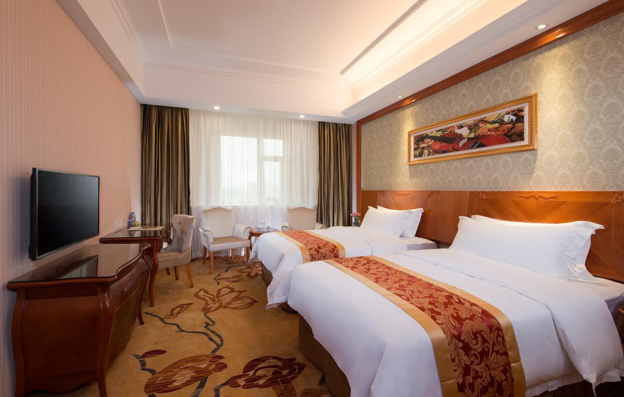 Vienna Hotel Shenzhen Shuanglong Subway Station Luaran gambar